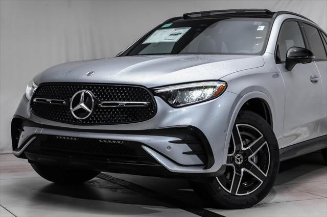 new 2025 Mercedes-Benz GLC 300 car, priced at $61,560