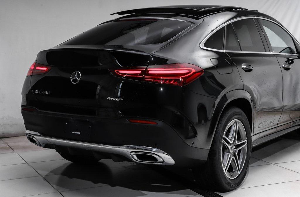 new 2025 Mercedes-Benz GLE 450 car, priced at $71,608