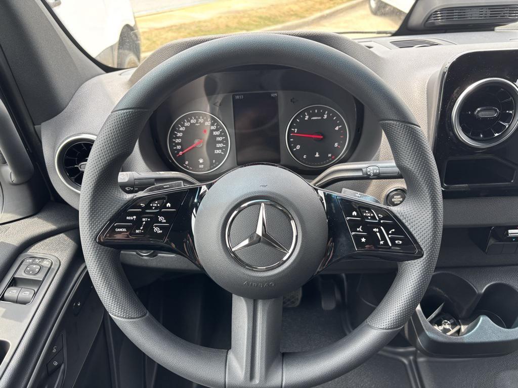 new 2025 Mercedes-Benz Sprinter 2500 car, priced at $75,806