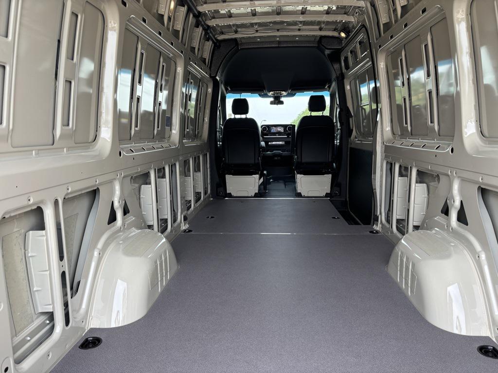 new 2025 Mercedes-Benz Sprinter 2500 car, priced at $75,806