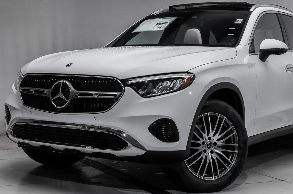 new 2026 Mercedes-Benz GLC 300 car, priced at $59,735