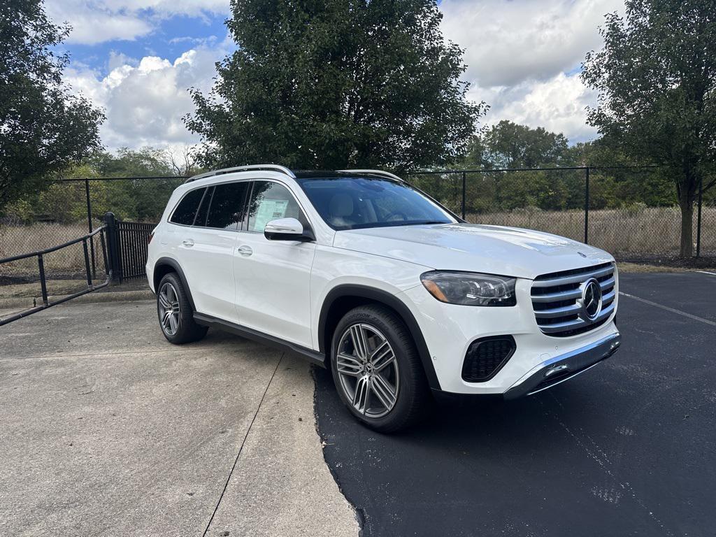 new 2026 Mercedes-Benz GLS 450 car, priced at $92,930