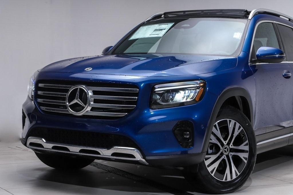 new 2024 Mercedes-Benz GLB 250 car, priced at $47,941