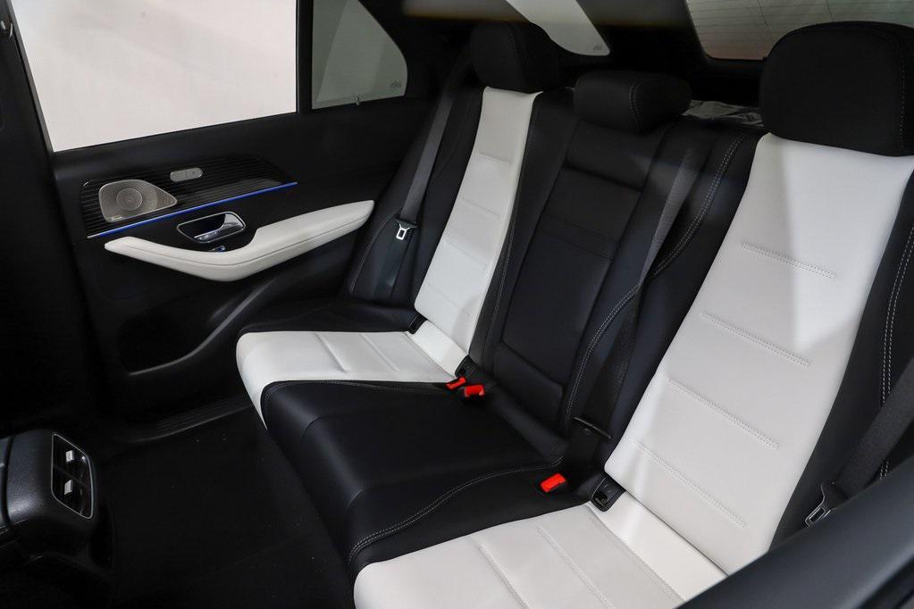 new 2026 Mercedes-Benz GLE 450 car, priced at $85,920