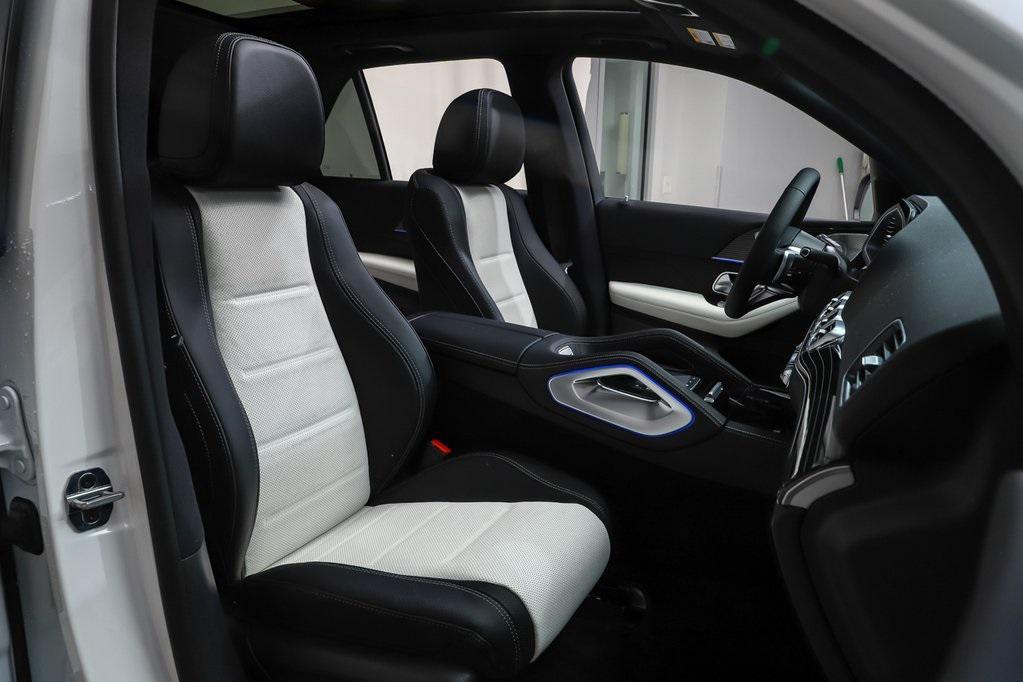 new 2026 Mercedes-Benz GLE 450 car, priced at $85,920