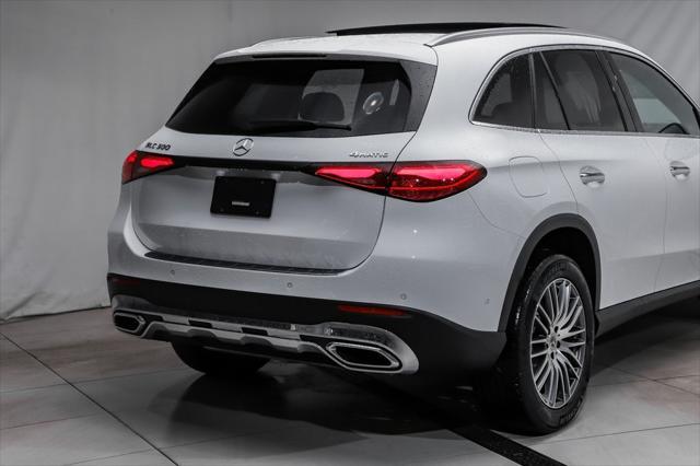 new 2025 Mercedes-Benz GLC 300 car, priced at $58,330