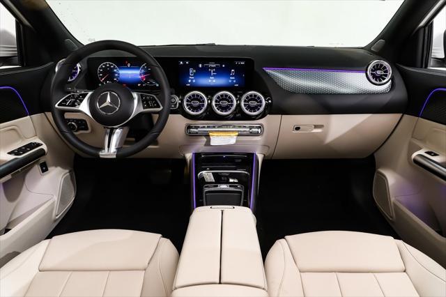 new 2025 Mercedes-Benz GLA 250 car, priced at $42,996