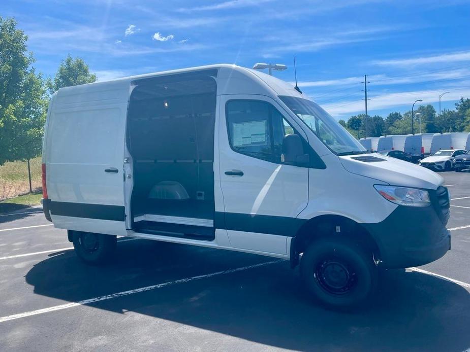 new 2024 Mercedes-Benz Sprinter 2500 car, priced at $69,851