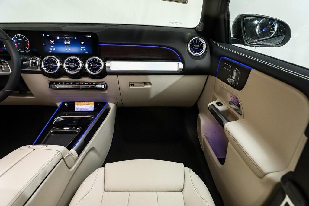 new 2026 Mercedes-Benz GLB 250 car, priced at $53,160