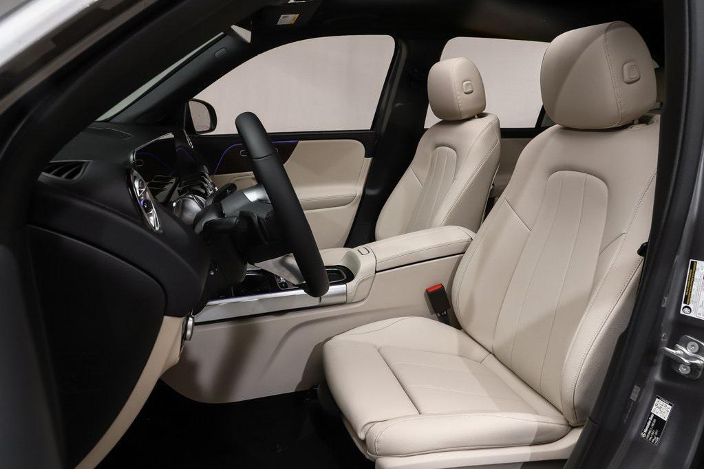 new 2026 Mercedes-Benz GLB 250 car, priced at $53,160