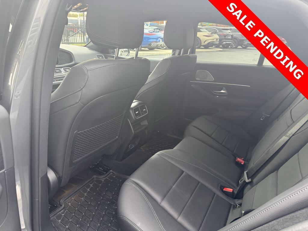 new 2025 Mercedes-Benz GLE 450 car, priced at $76,656