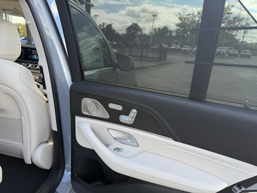 new 2026 Mercedes-Benz GLE 450 car, priced at $88,585