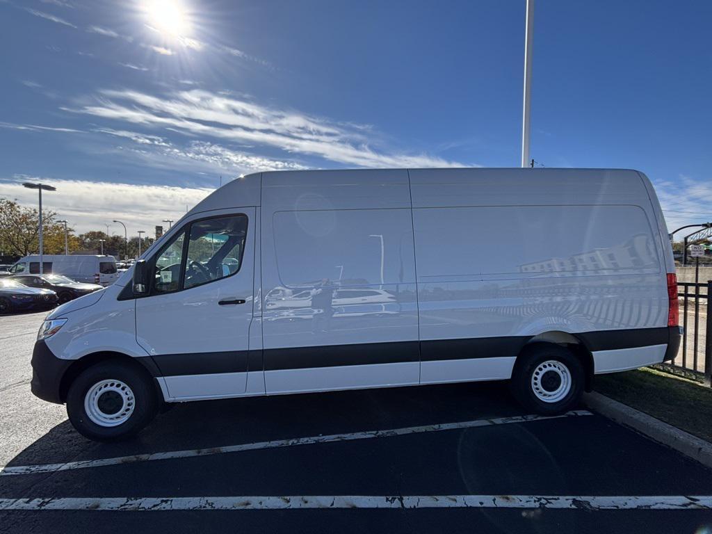 new 2026 Mercedes-Benz Sprinter 2500 car, priced at $68,543