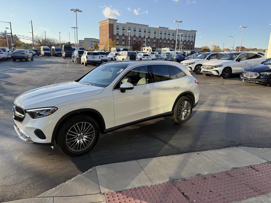 new 2025 Mercedes-Benz GLC 300 car, priced at $54,919