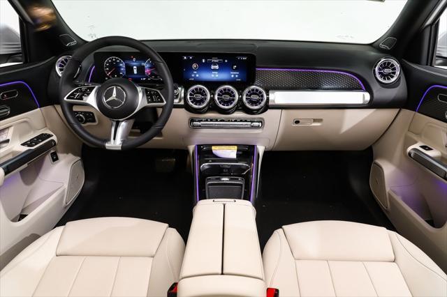 new 2024 Mercedes-Benz GLB 250 car, priced at $47,771