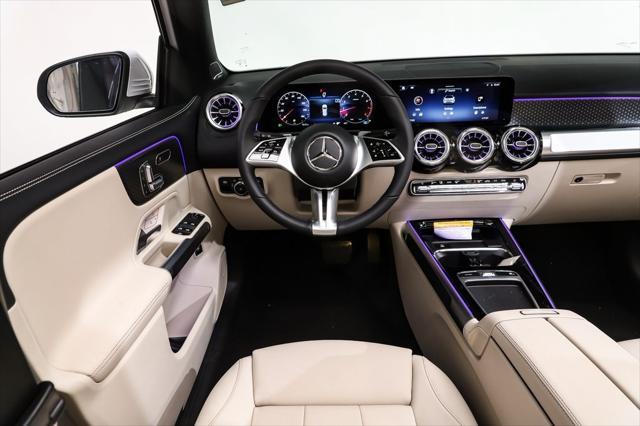 new 2024 Mercedes-Benz GLB 250 car, priced at $47,771