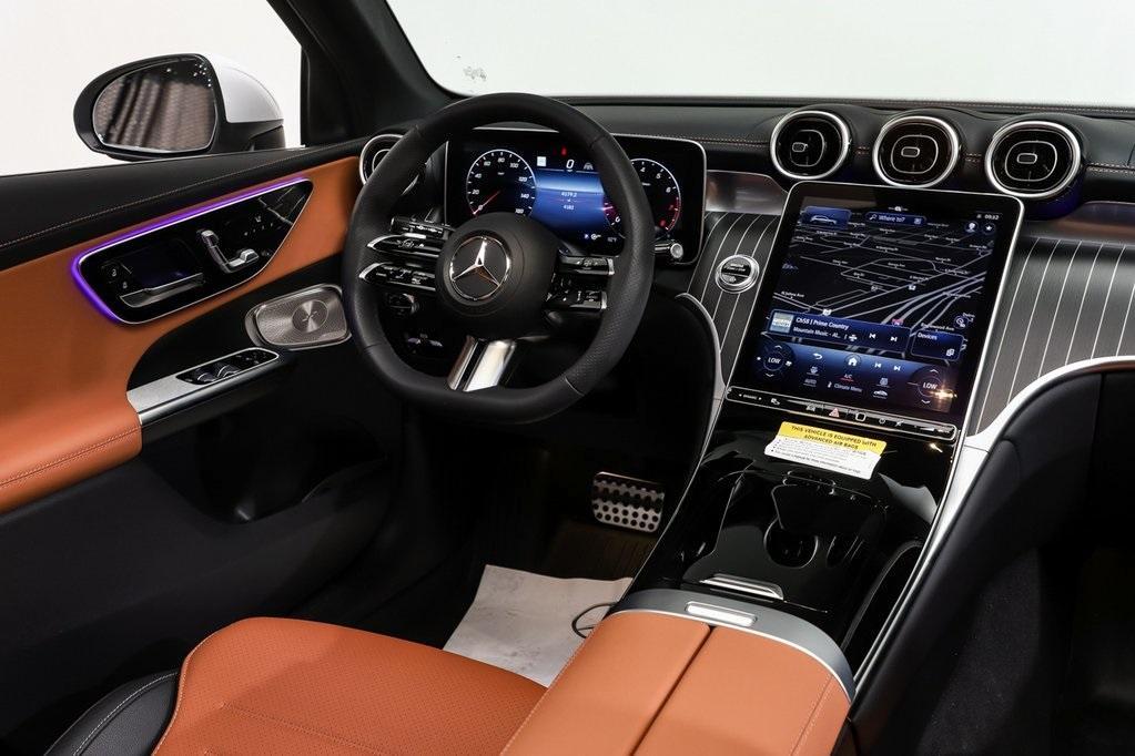 new 2024 Mercedes-Benz GLC 300 car, priced at $57,922