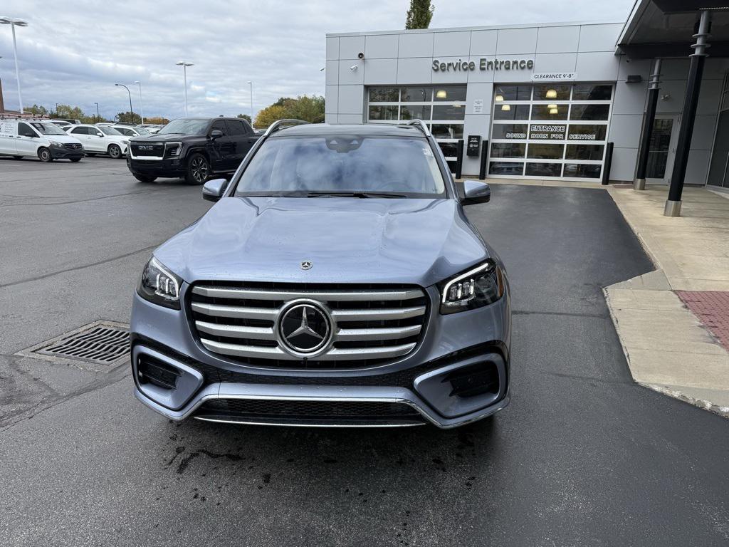new 2026 Mercedes-Benz GLS 450 car, priced at $110,740