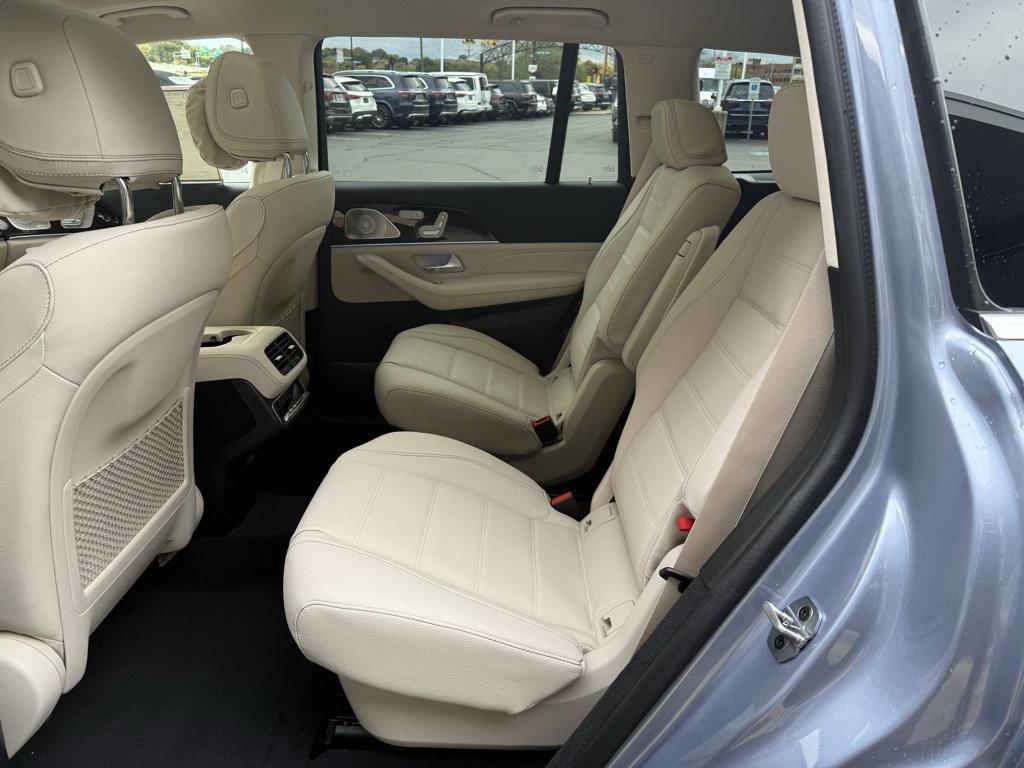 new 2026 Mercedes-Benz GLS 450 car, priced at $110,740