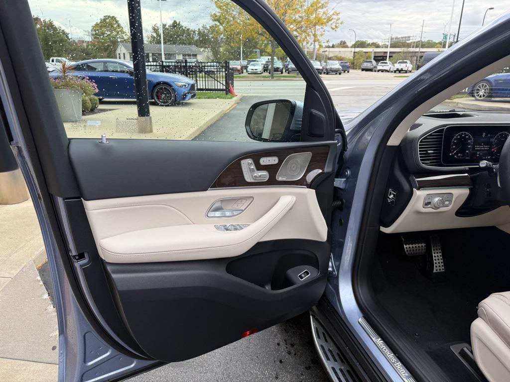 new 2026 Mercedes-Benz GLS 450 car, priced at $110,740