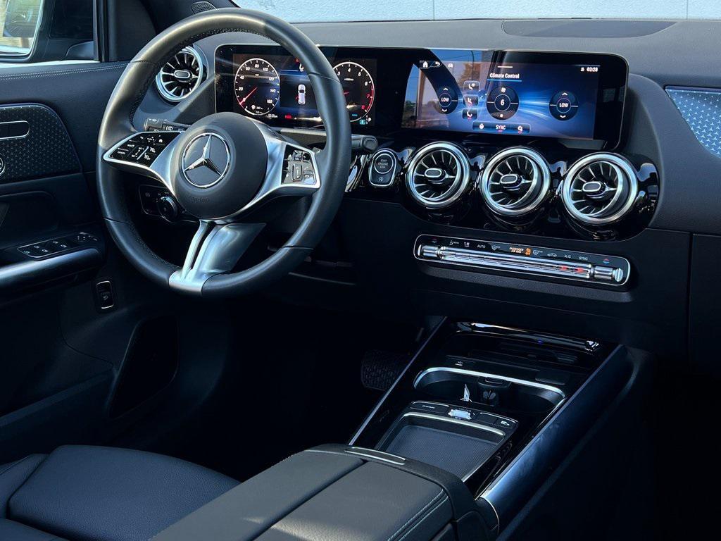 used 2024 Mercedes-Benz GLA 250 car, priced at $38,755