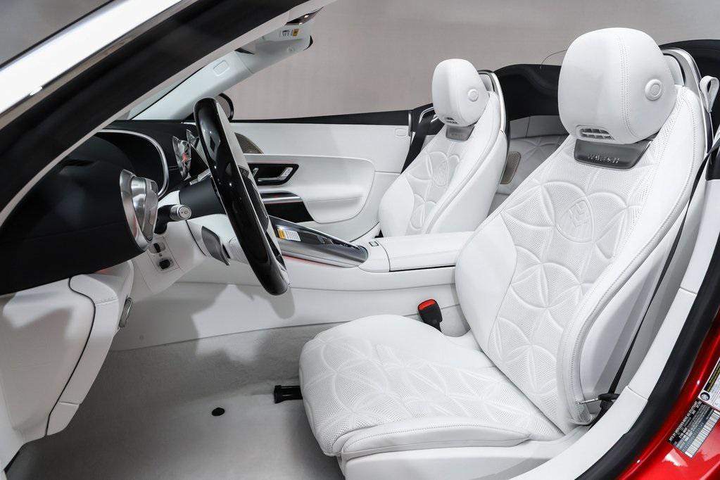 new 2026 Mercedes-Benz Maybach SL 680 Monogram Series car, priced at $238,950