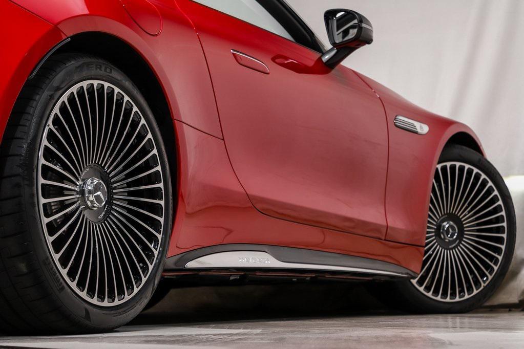 new 2026 Mercedes-Benz Maybach SL 680 Monogram Series car, priced at $238,950