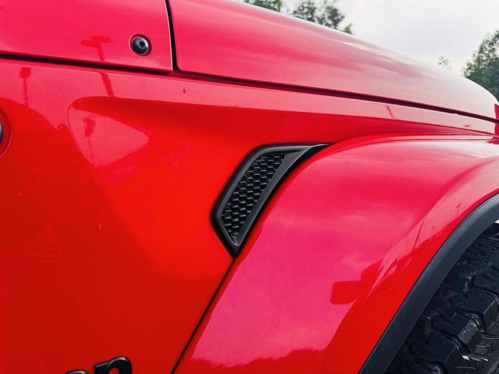 used 2019 Jeep Wrangler Unlimited car, priced at $25,291