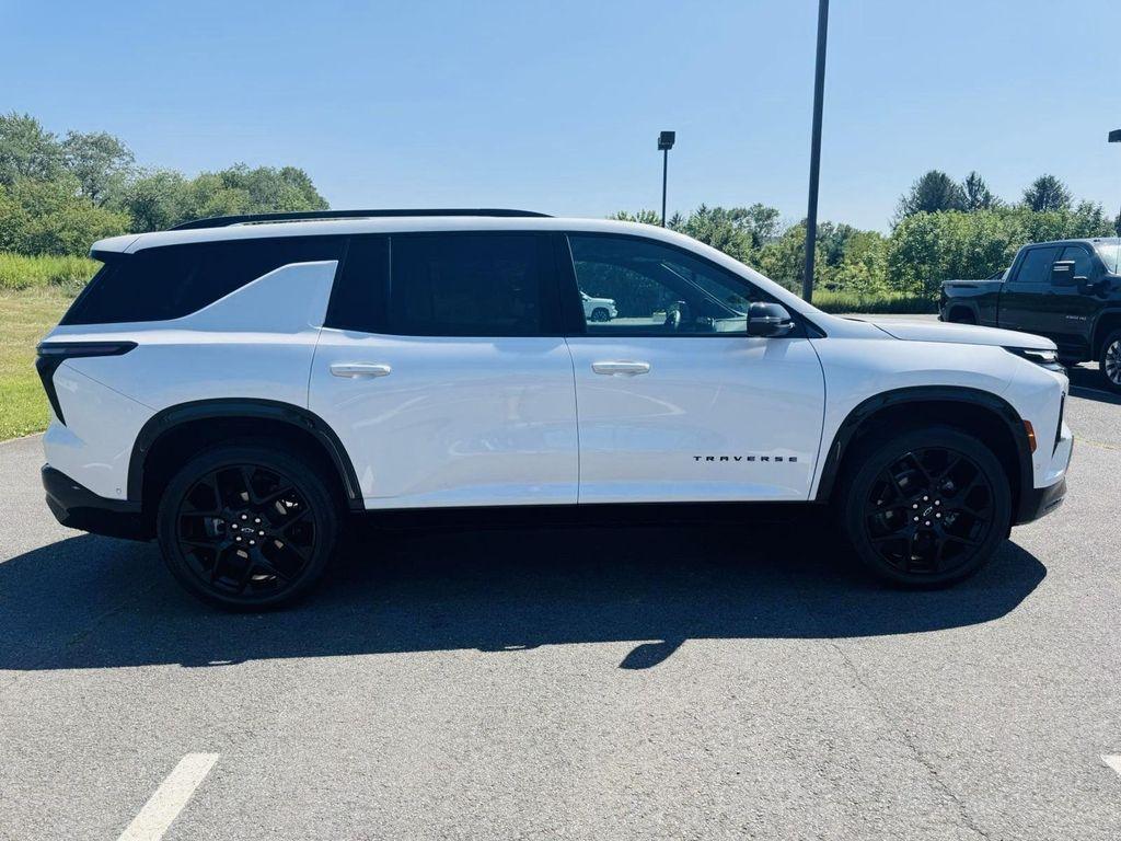 used 2024 Chevrolet Traverse car, priced at $48,701