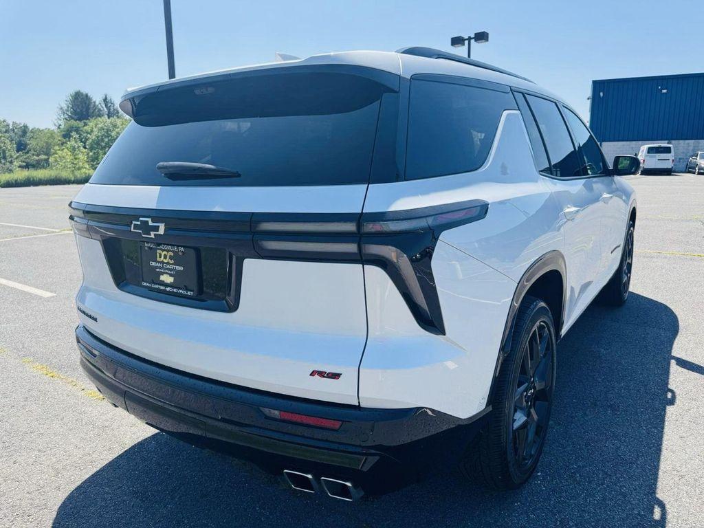 used 2024 Chevrolet Traverse car, priced at $48,701