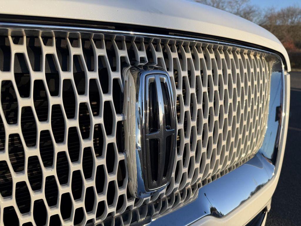 used 2020 Lincoln Navigator car, priced at $40,988