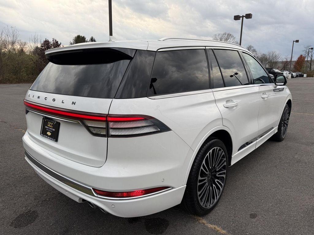 used 2022 Lincoln Aviator car, priced at $40,988