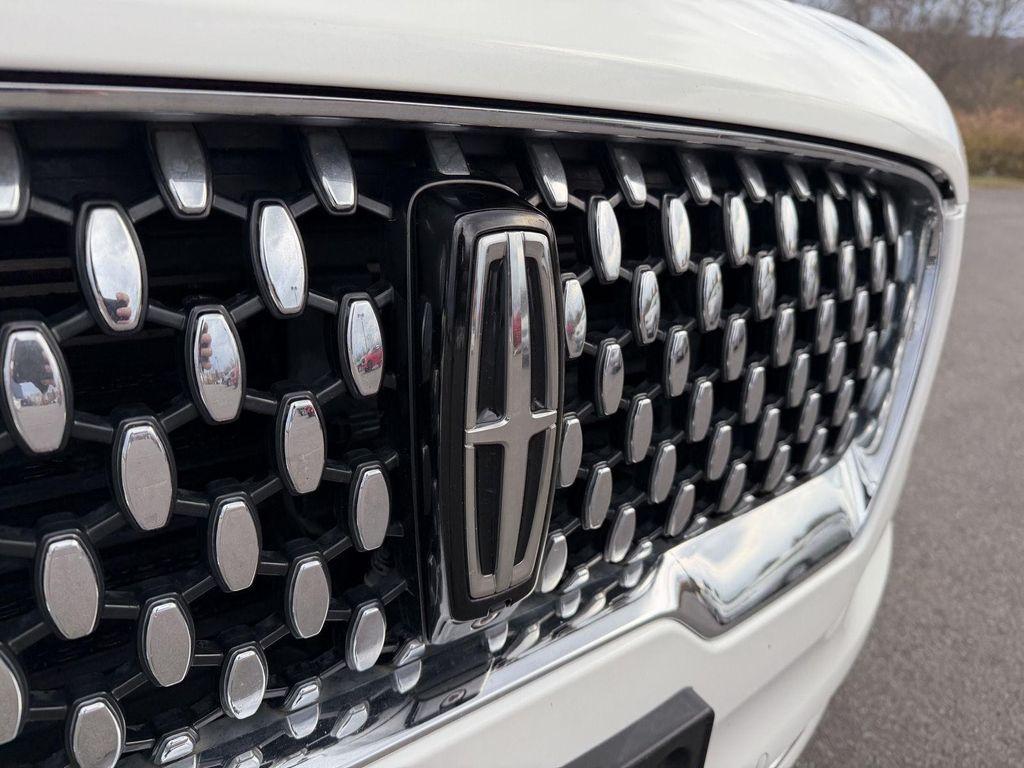 used 2022 Lincoln Aviator car, priced at $40,988