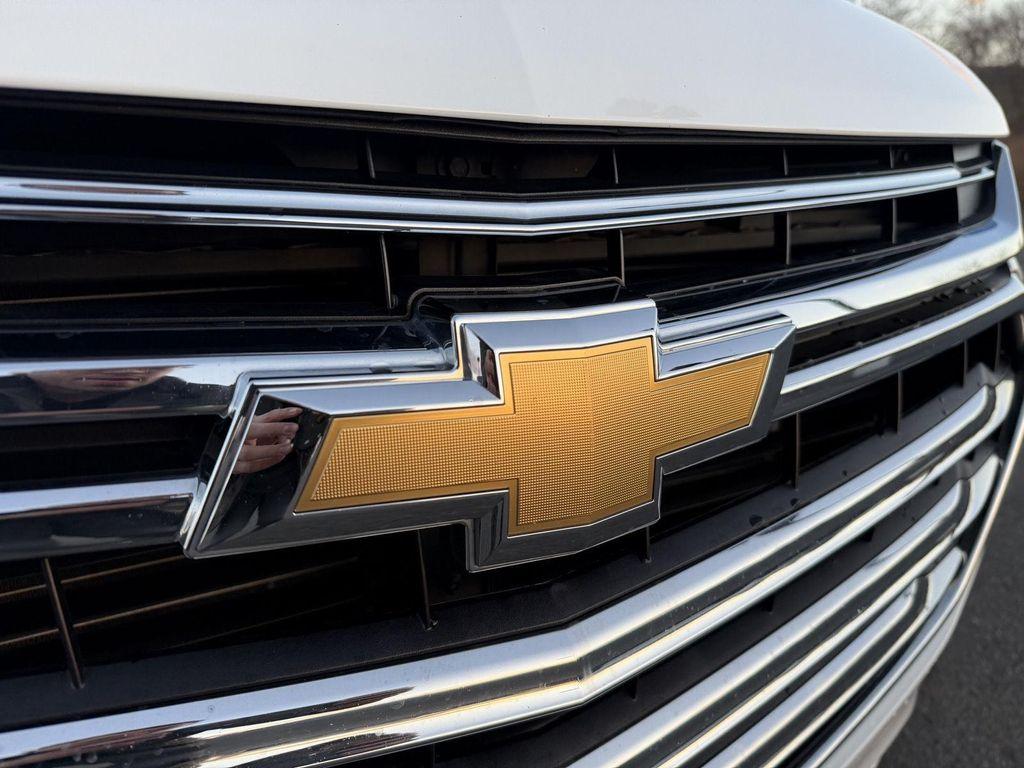 used 2018 Chevrolet Traverse car, priced at $27,898