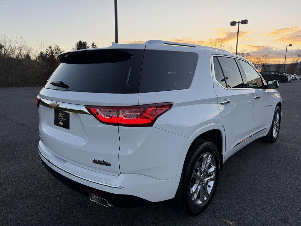 used 2018 Chevrolet Traverse car, priced at $27,898