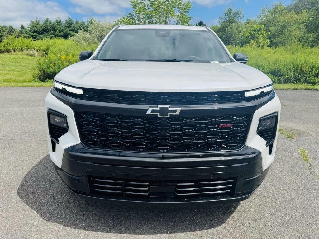 used 2024 Chevrolet Traverse car, priced at $53,396