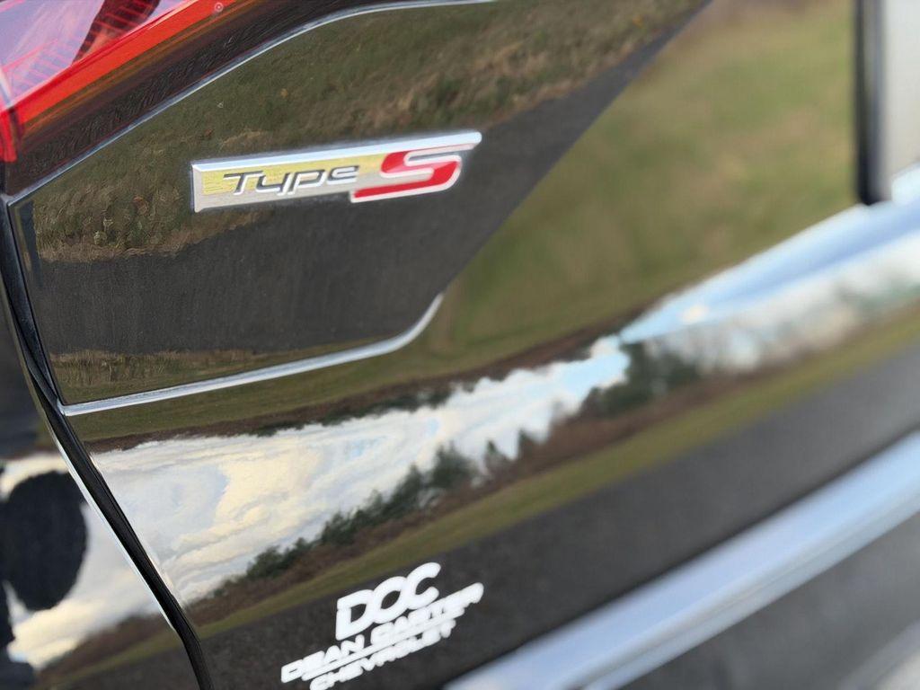 used 2024 Acura MDX car, priced at $53,897