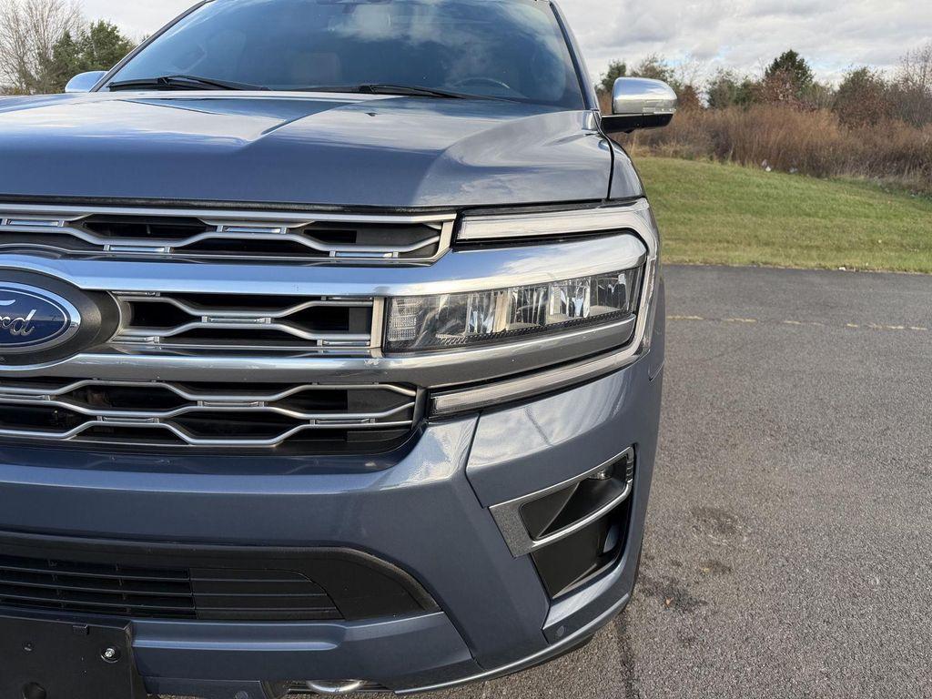 used 2022 Ford Expedition car, priced at $53,798