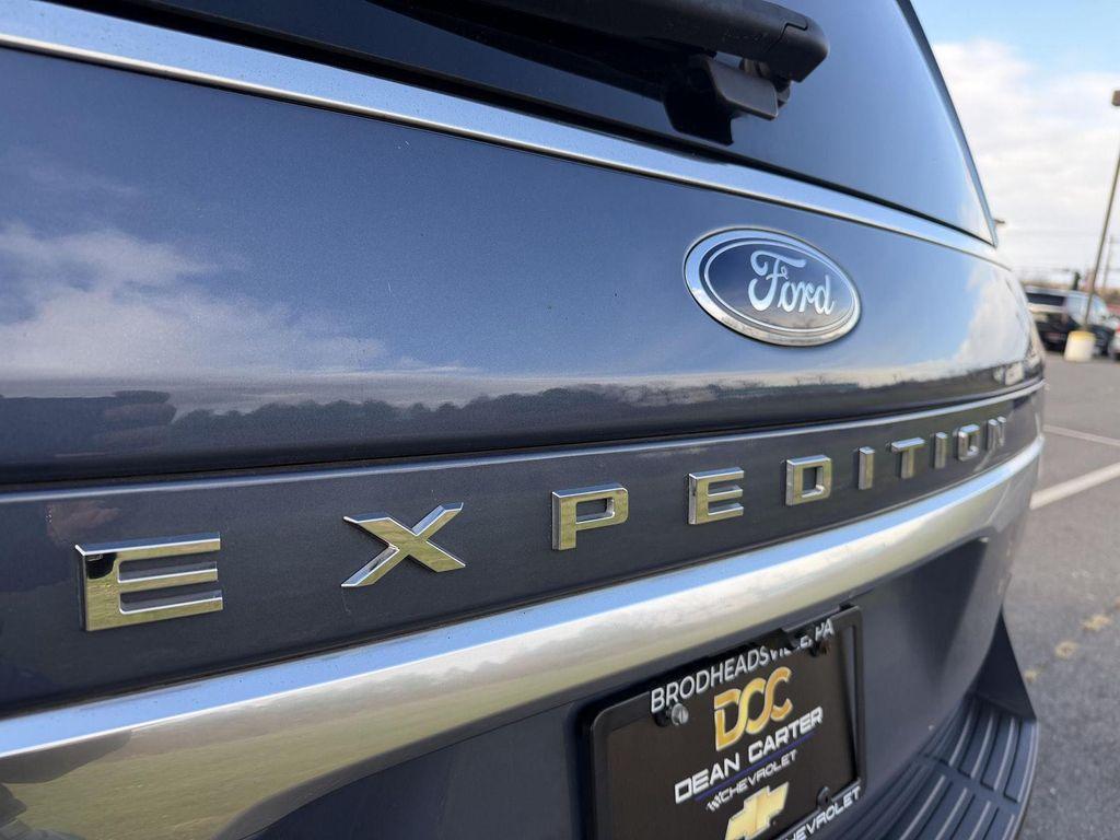 used 2022 Ford Expedition car, priced at $53,798