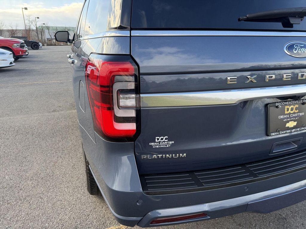 used 2022 Ford Expedition car, priced at $53,798
