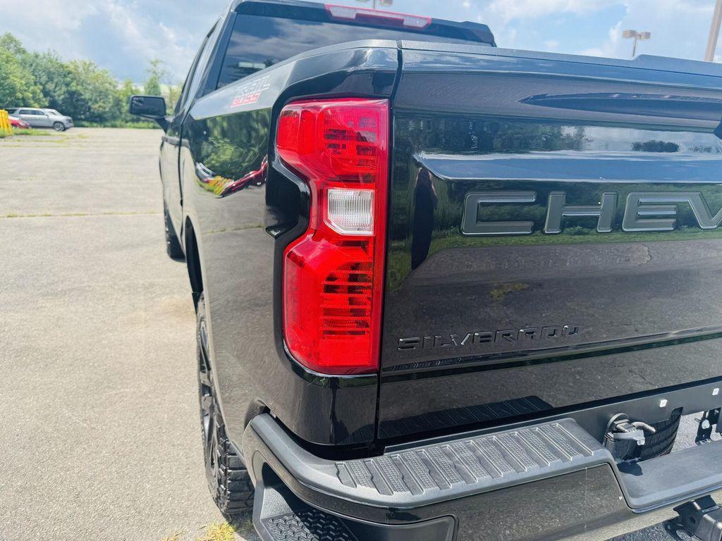 used 2022 Chevrolet Silverado 1500 car, priced at $34,401