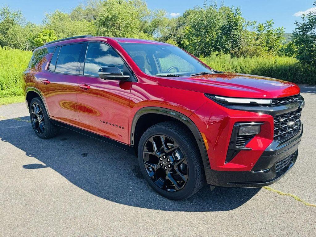 used 2024 Chevrolet Traverse car, priced at $52,696