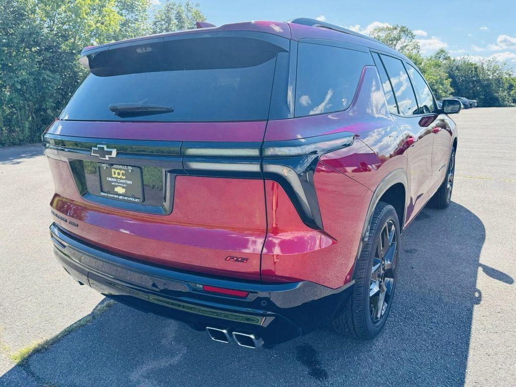 used 2024 Chevrolet Traverse car, priced at $52,696