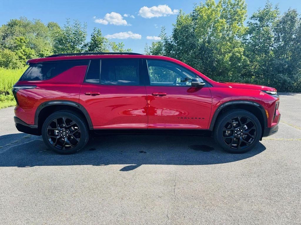 used 2024 Chevrolet Traverse car, priced at $52,696