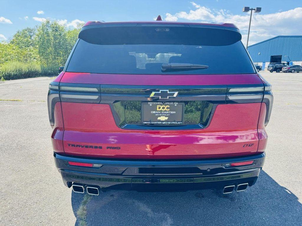 used 2024 Chevrolet Traverse car, priced at $52,696