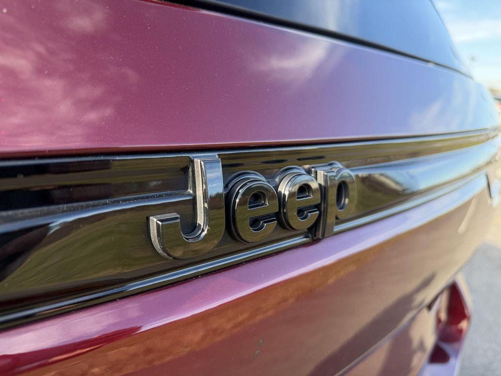 used 2023 Jeep Grand Cherokee car, priced at $27,489