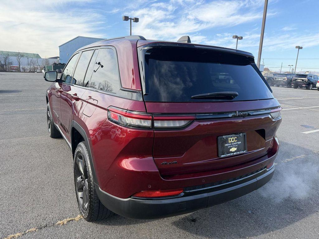 used 2023 Jeep Grand Cherokee car, priced at $27,489