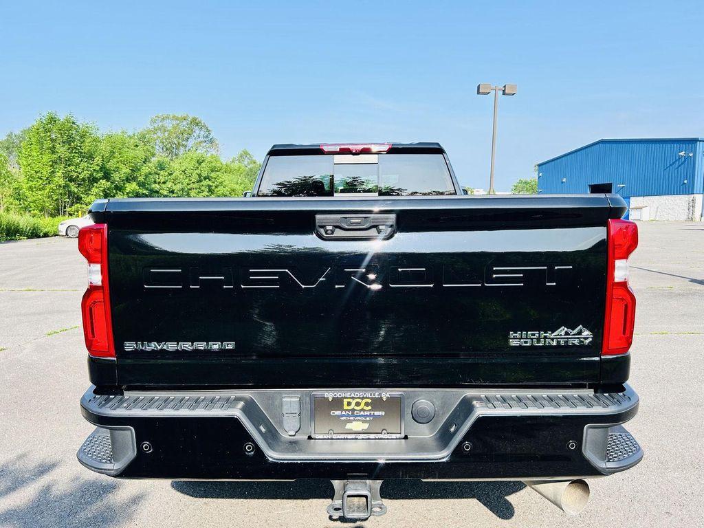 used 2022 Chevrolet Silverado 2500 car, priced at $59,997