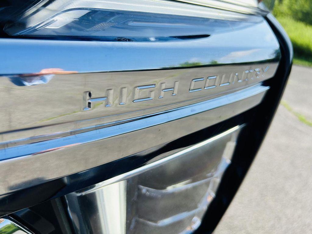 used 2022 Chevrolet Silverado 2500 car, priced at $59,997