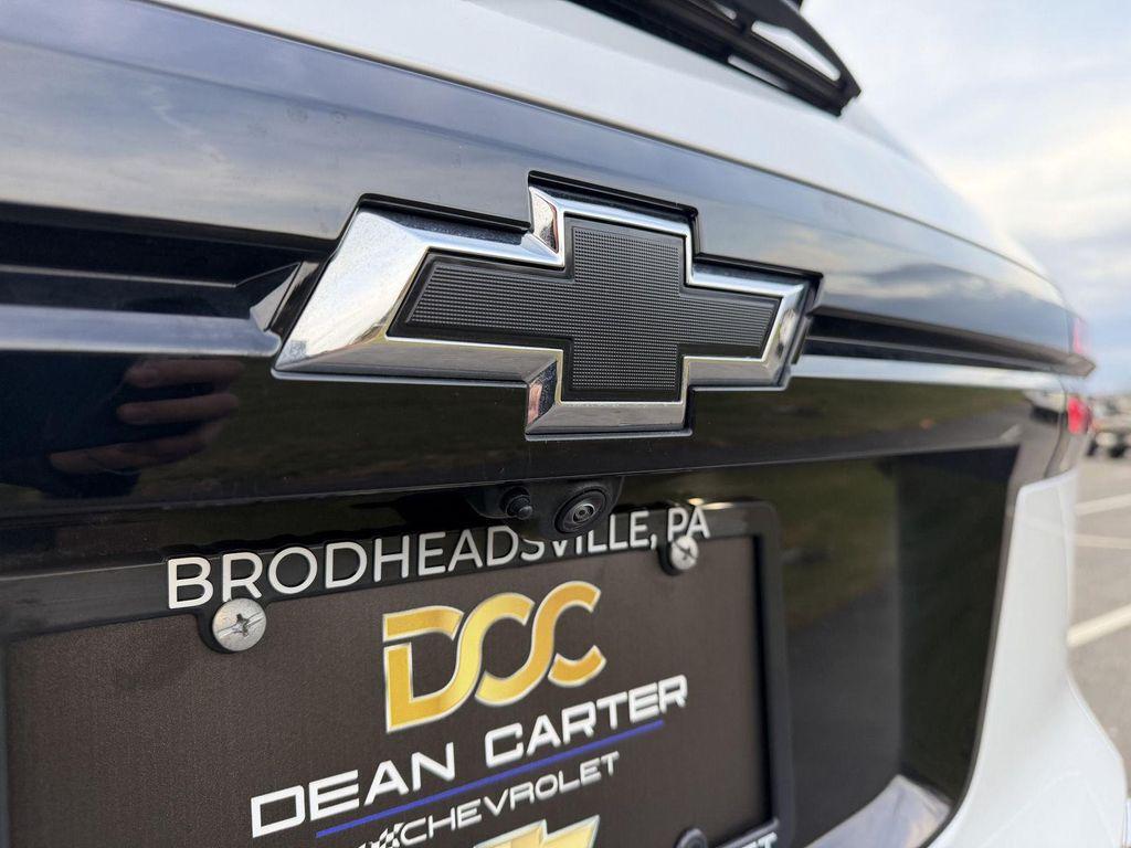 used 2025 Chevrolet Traverse car, priced at $45,814